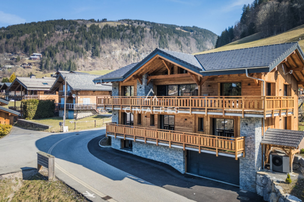 Maison de luxe à vendre à Morzine, 3 350 000 €, Photo 1