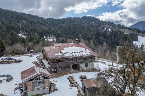 Luxury House for sale in Les Gets, 1 280 000 €, Photo 2