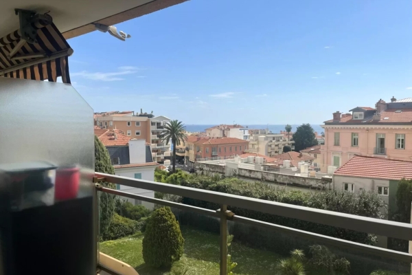 Appartement de luxe à vendre à Beaulieu-sur-Mer, 695 000 €, Photo 1