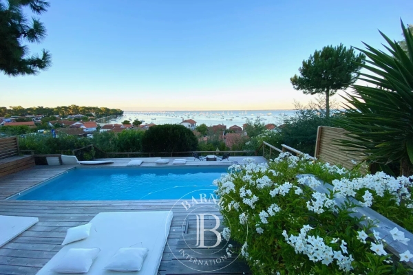 Maison de luxe à louer à Lege Cap Ferret, 7 400 €, Photo 1