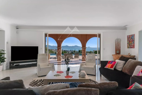 Maison de luxe à vendre à Roquebrune-sur-Argens, 2 380 000 €, Photo 5