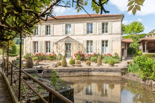 Luxury House for sale in Jonzac, 1 057 880 €, Photo 5