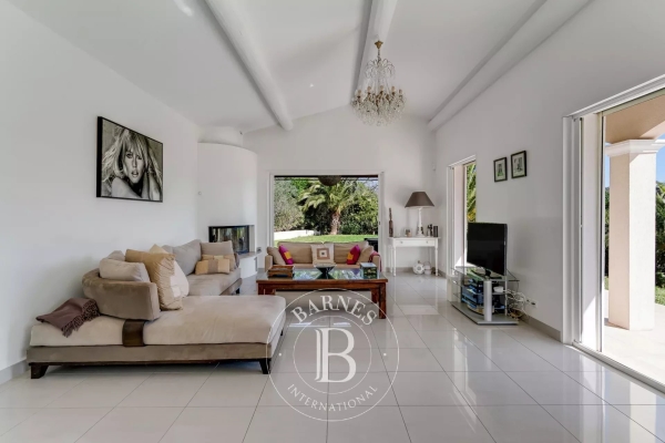 Luxury House for sale in Gassin, 1 780 000 €, Photo 6