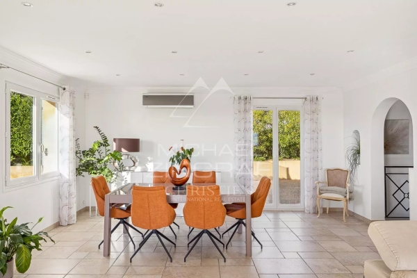 Luxury House for sale in Saint-Laurent-du-Var, 1 210 000 €, Photo 7