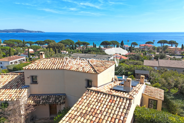 Maison de luxe à vendre à Cavalaire-sur-Mer, 2 050 000 €, Photo 1