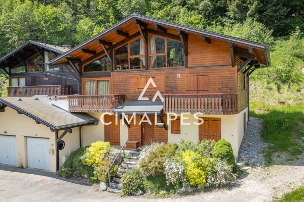 Maison de luxe à vendre à Morzine, 1 450 000 €, Photo 1