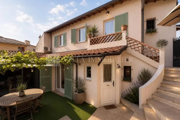 Luxury House for sale in Roquebrune-Cap-Martin, 720 000 €