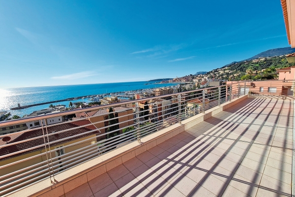 Appartement de luxe à vendre à Menton, 1 350 000 €, Photo 2