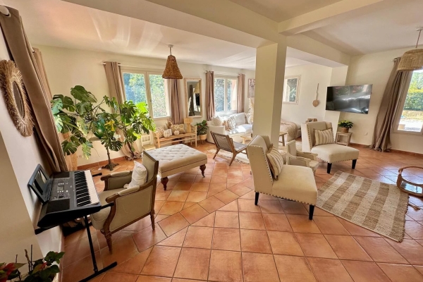 Maison de luxe à vendre à Gassin, 1 175 000 €, Photo 3