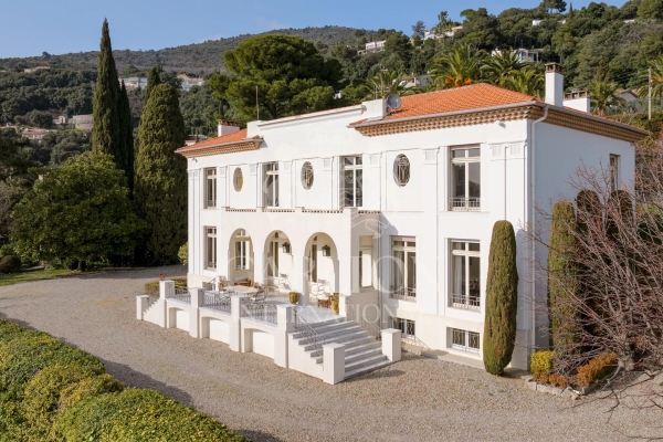 Maison de luxe à vendre à Grasse, 2 990 000 €, Photo 1