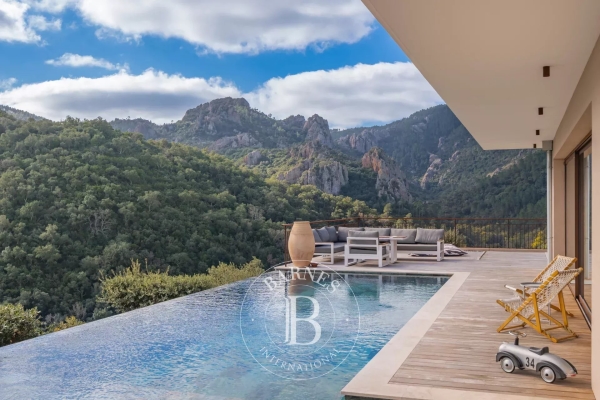 Luxury House for sale in Mandelieu-la-Napoule, 3 990 000 €, Photo 2