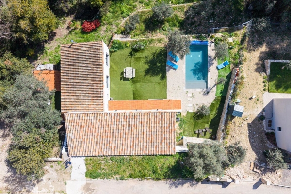 Maison de luxe à vendre à Tourrette-Levens, 675 000 €, Photo 1