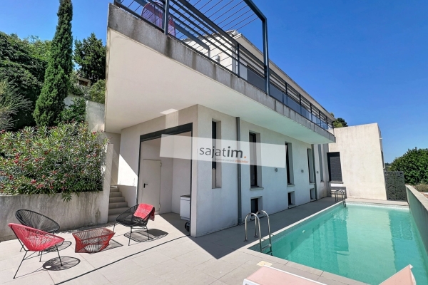 Maison de luxe à vendre à Le Beausset, 1 055 000 €, Photo 1