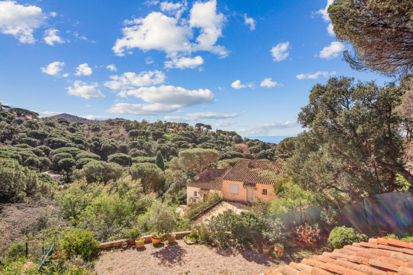 Luxury House for sale in La Croix-Valmer, 700 000 €, Photo 6