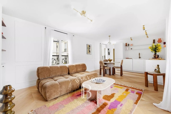 Luxury Apartment for sale in Paris 4Ème, 700 000 €, Photo 1