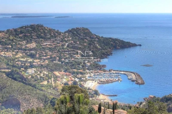 Maison de luxe à vendre à Théoule-sur-Mer, 5 900 000 €, Photo 1