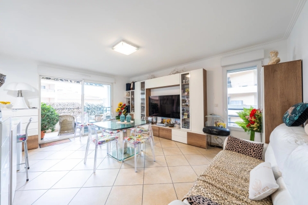 Appartement de luxe à vendre à Beausoleil, 740 000 €, Photo 1
