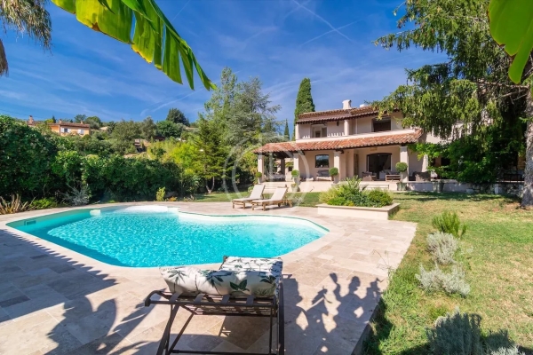 Luxury House for sale in Mouans-Sartoux, 1 395 000 €