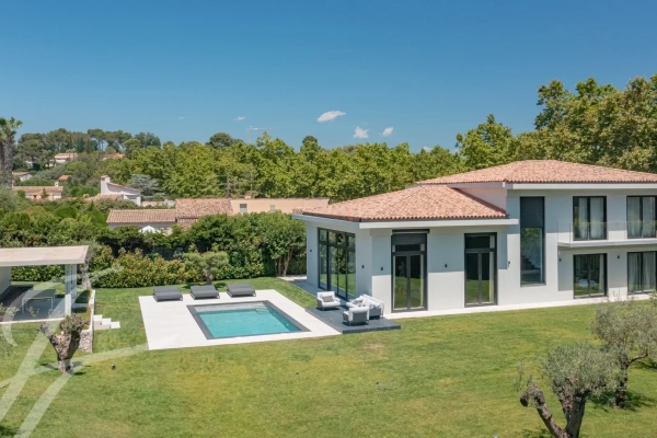 Maison de luxe à vendre à Mougins, 4 400 000 €, Photo 1