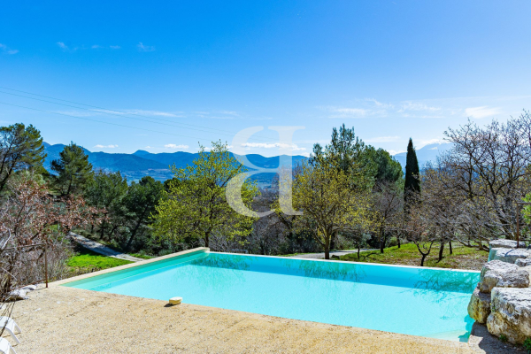 Maison de luxe à vendre à Vaison-la-Romaine, 895 000 €, Photo 2