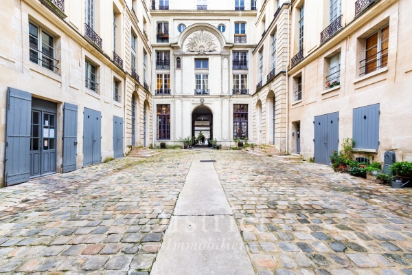 Luxury Apartment for sale in Paris 4Ème, 430 000 €, Photo 7