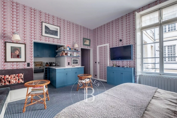 Luxury Apartment for sale in Paris 6ème, 640 000 €, Photo 1