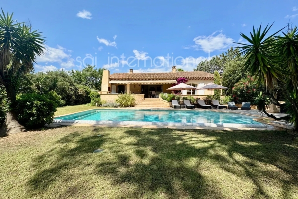 Maison de luxe à vendre à Gassin, 4 300 000 €, Photo 1