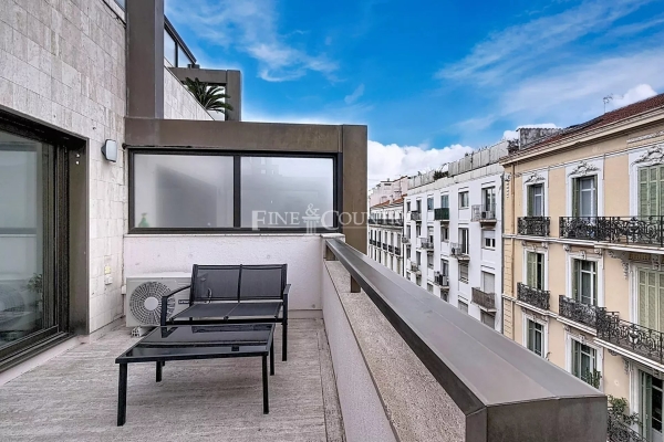 Luxury Apartment for sale in Cannes, 569 000 €, Photo 1