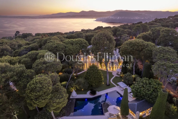Luxury House for sale in Saint-Jean-Cap-Ferrat, 48 000 000 €, Photo 1
