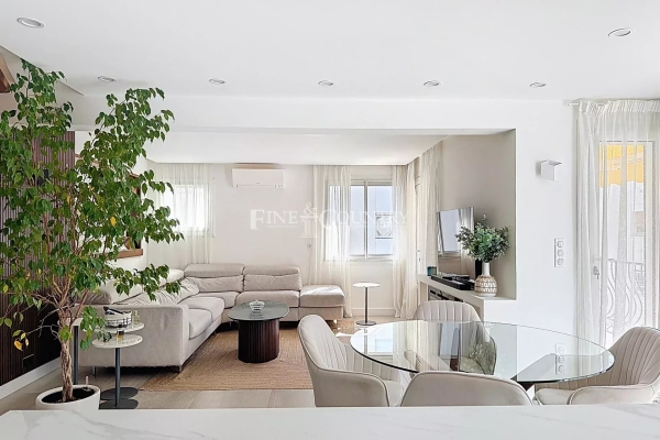 Luxury Apartment for sale in Cannes, 897 000 €, Photo 2