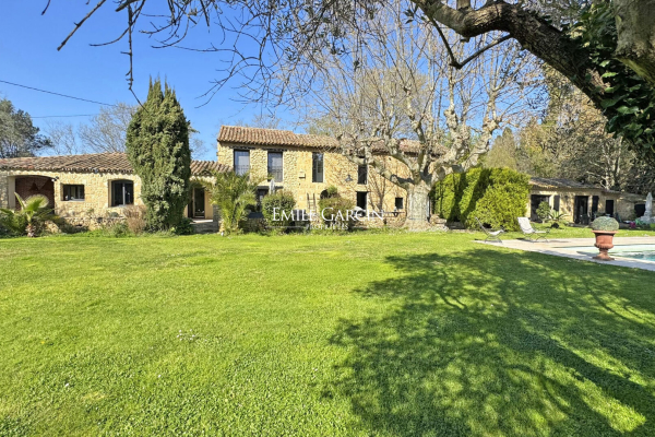 Maison de luxe à vendre à Salon-de-Provence, 1 250 000 €, Photo 1