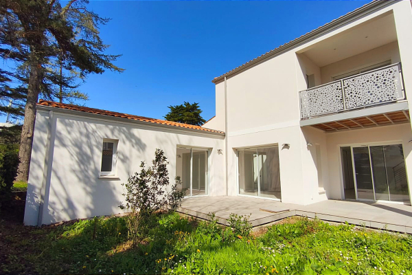 Maison de luxe à vendre à Saint-Georges-de-Didonne, 580 000 €, Photo 1
