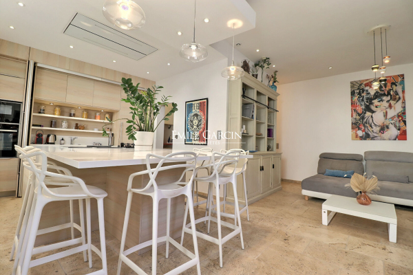 Maison de luxe à vendre à Saint-Tropez, 2 400 000 €, Photo 2