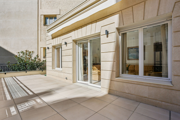 Luxury Apartment for sale in Paris 8ème, 1 560 000 €, Photo 2