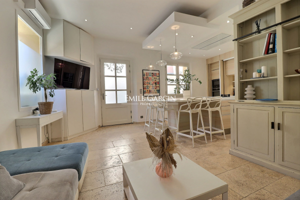Maison de luxe à vendre à Saint-Tropez, 2 400 000 €, Photo 3