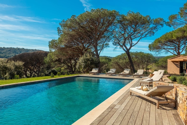 Maison de luxe à louer à Ramatuelle, 14 455 €, Photo 1