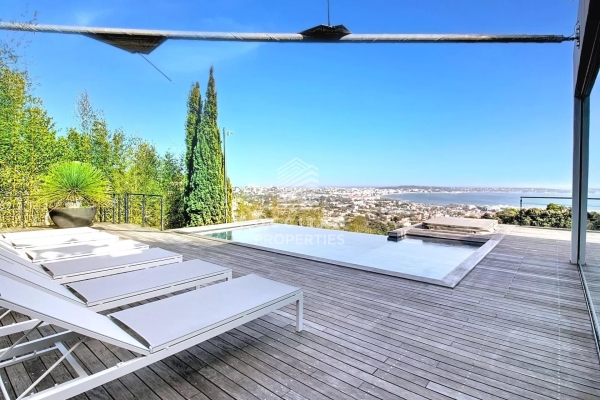 Maison de luxe à vendre à Vallauris, 2 990 000 €, Photo 1