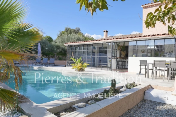 Maison de luxe à vendre à Apt, 465 000 €, Photo 1