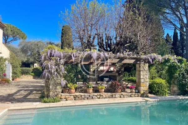 Maison de luxe à vendre à Mougins, 1 250 000 €, Photo 2