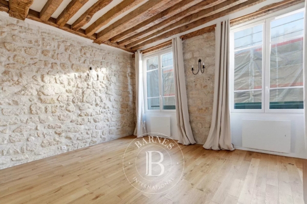Luxury Apartment for sale in Paris 4Ème, 590 000 €, Photo 3