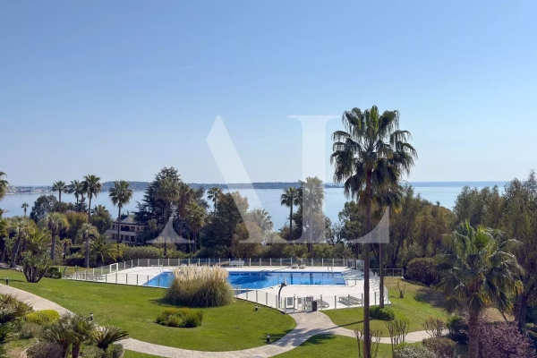 Appartement de luxe à vendre à Le Golfe Juan, 895 000 €, Photo 1