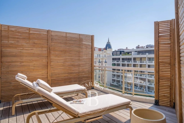 Luxury Apartment for sale in Cannes, 1 090 000 €, Photo 1