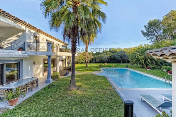 Luxury House for sale in Mougins, 3 150 000 €, Photo 1