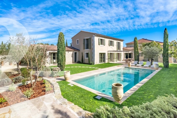 Maison de luxe à vendre à Eygalières, 2 968 000 €, Photo 1