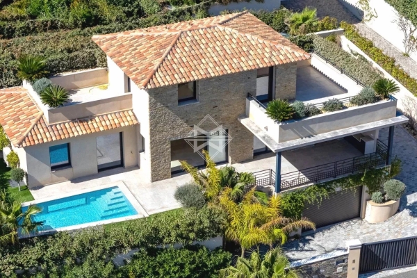 Maison de luxe à vendre à Sainte-Maxime, 1 890 000 €, Photo 1