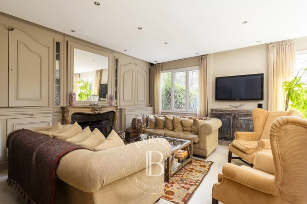 Luxury Apartment for sale in Neuilly-sur-Seine, 2 860 000 €, Photo 3