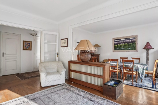 Luxury Apartment for sale in Paris 15ème, 1 390 000 €, Photo 3