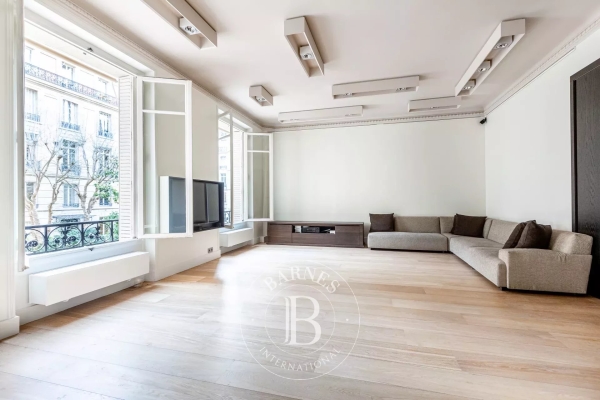 Luxury Apartment for sale in Paris 8ème, 6 490 000 €, Photo 3