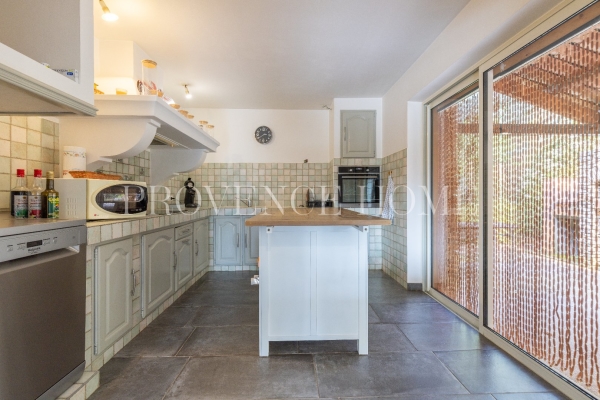 Luxury House for sale in Apt, 395 000 €, Photo 4
