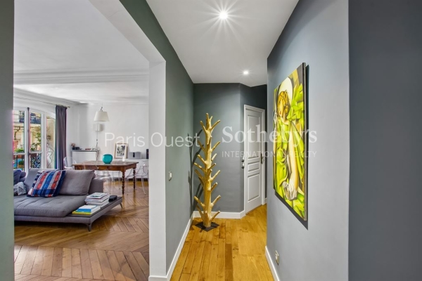 Luxury Apartment for sale in Paris 18ème, 850 000 €, Photo 5